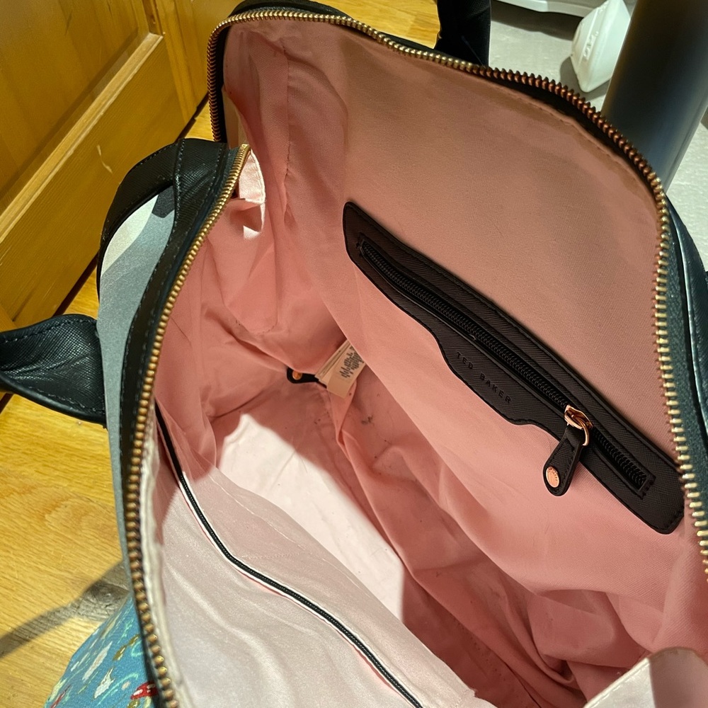 Ted Baker Black and Pink Rose-Print Travel Bag - Picture 7 of 9